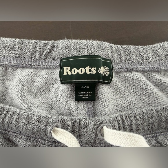 Roots Woman’s Heather Gray Logo Sweatpants - Picture 3 of 3